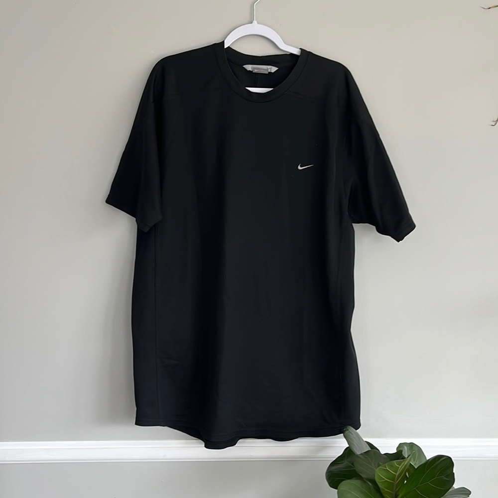 Nice black Nike short sleeve